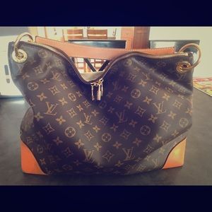 Louis Vuitton Berri MM
